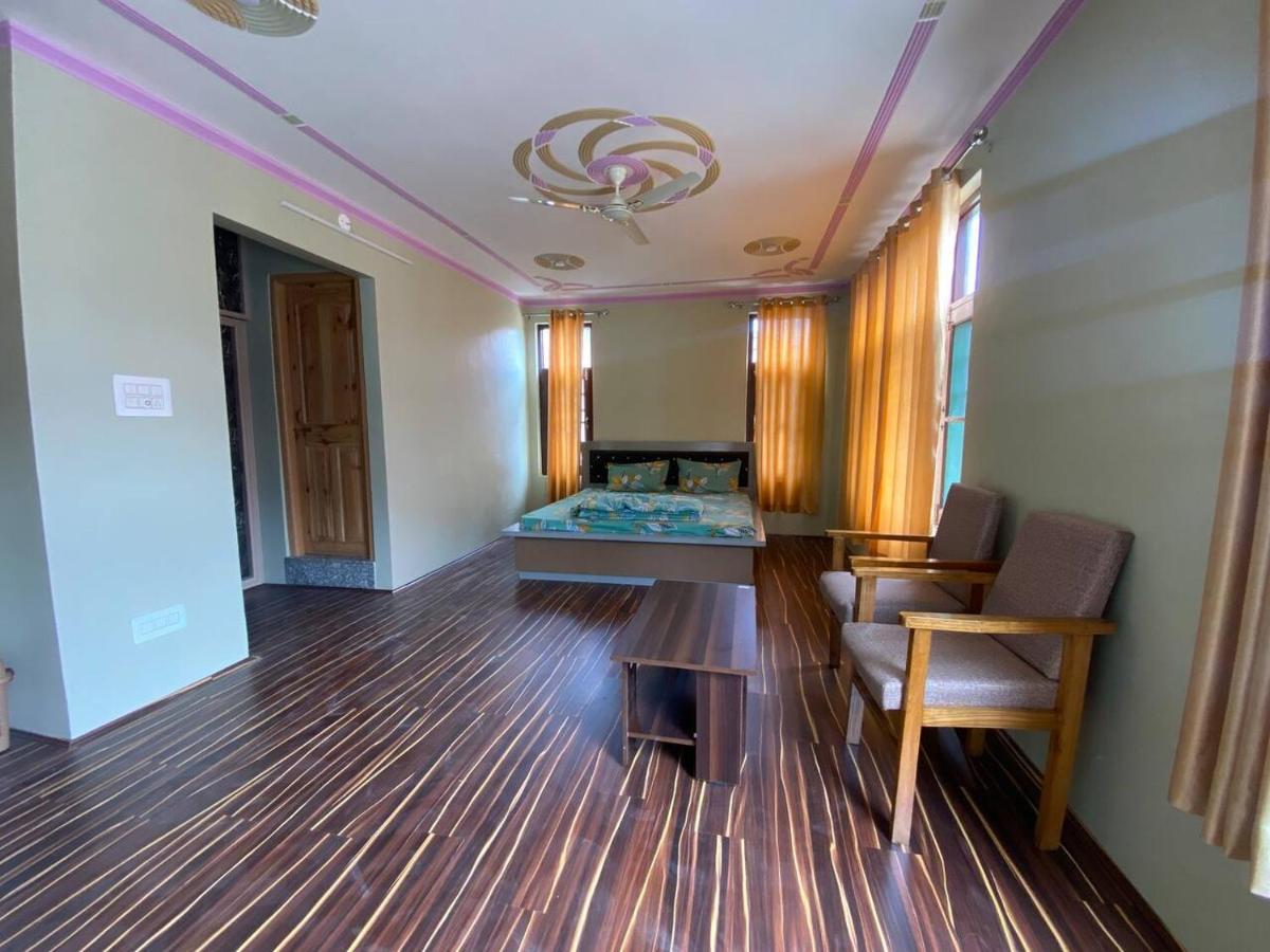 Penthouse Villa Срінагар Екстер'єр фото